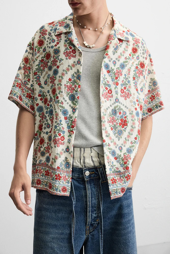 CHEMISE À IMPRIMÉ FLORAL