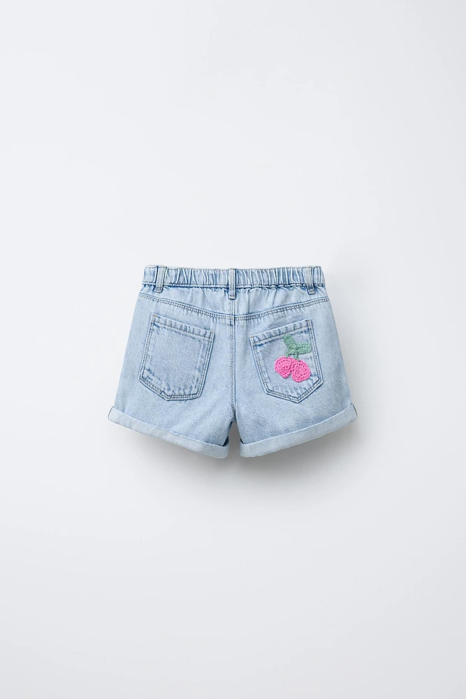 SHORT EN JEAN AVEC CROCHET FRUITS