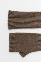 FINGERLESS RIBBED KNIT GLOVES