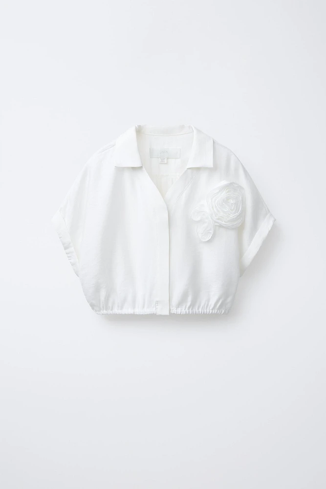 CHEMISE AVEC APPLIQUÉ FLEUR