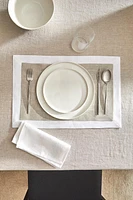 DOUBLE-LAYER PLACEMAT