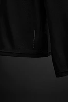 LONG SLEEVE PERFORATED T-SHIRT
