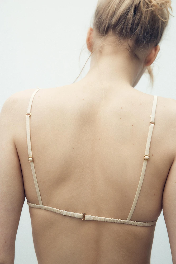 SOUTIEN-GORGE TRIANGLE DENTELLE FANTAISIE