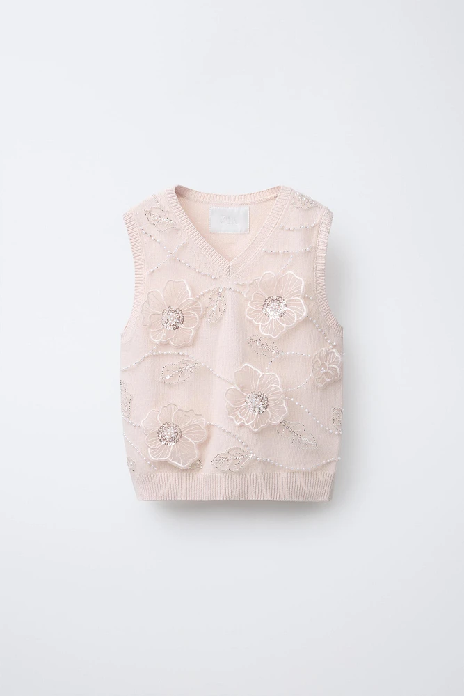 SPARKLY FLORAL KNIT VEST