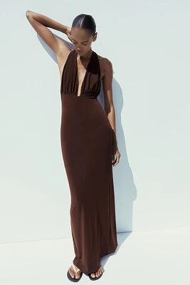 ROBE LONGUE DOS NU COL MONTANT