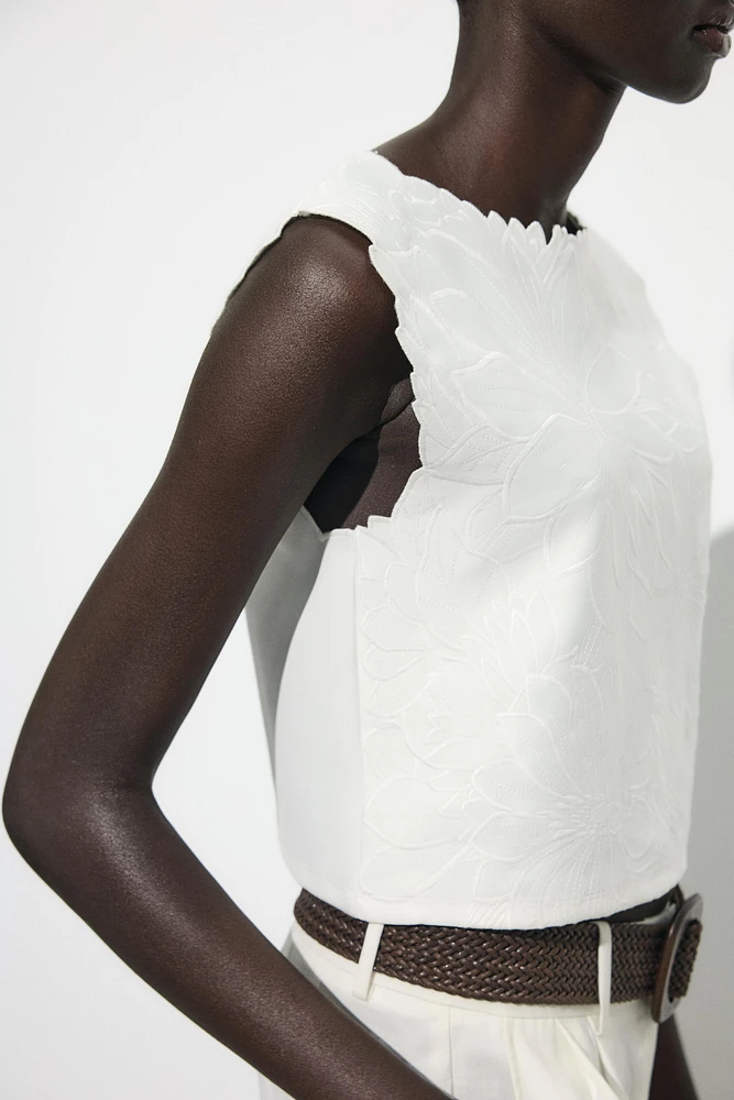 EMBROIDERED INTERLOCK TOP