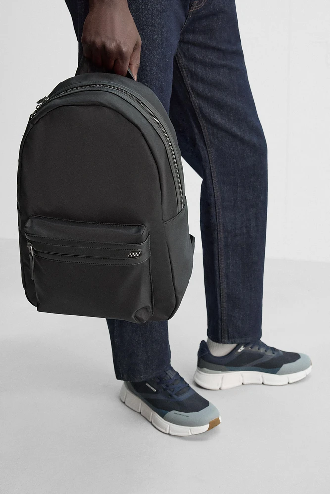 TECHNICAL BACKPACK