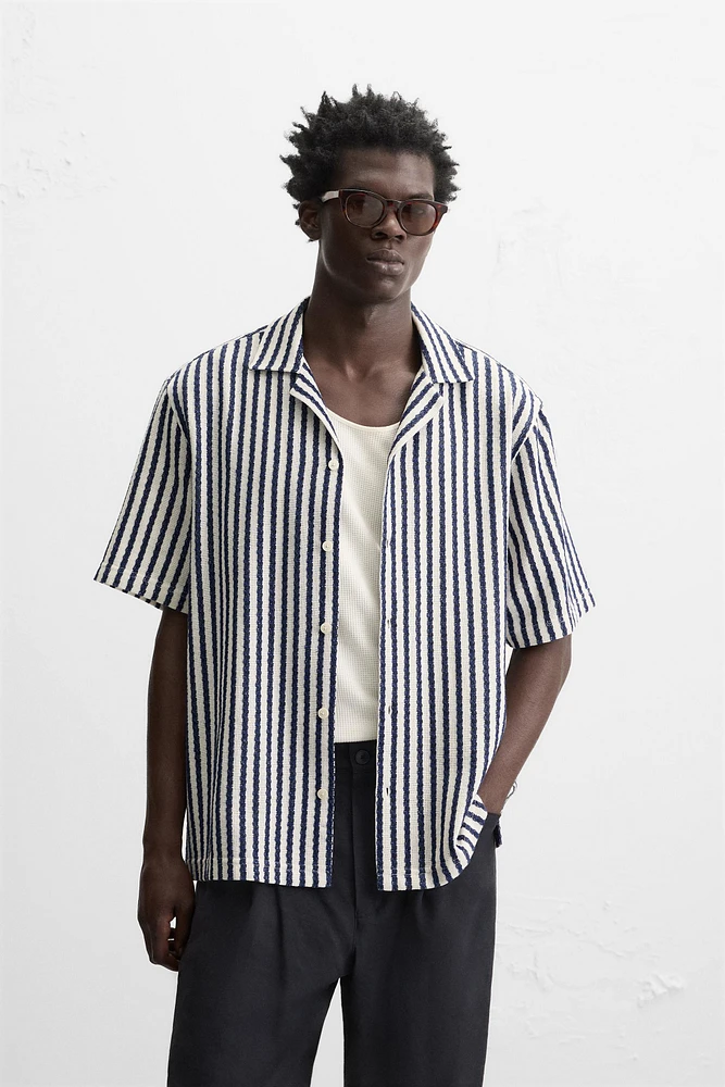 GEOMETRIC JACQUARD SHIRT