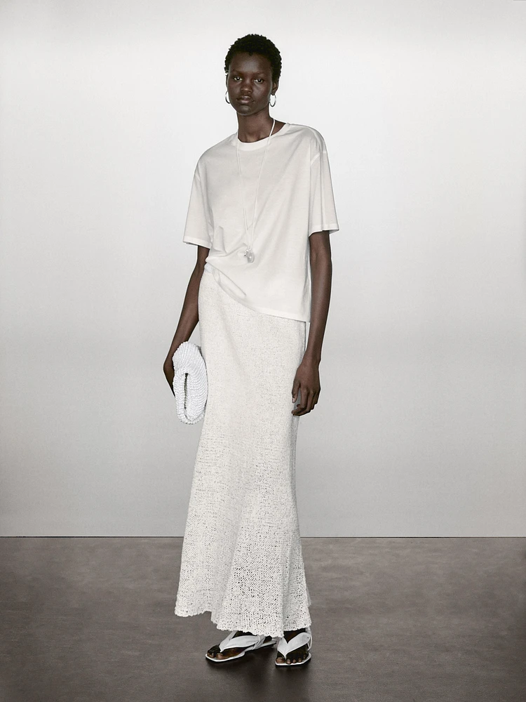 T-shirt with seam detail on the sleeve