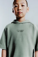 ATHLETIC SWEATSHIRT WITH ZIPPERS