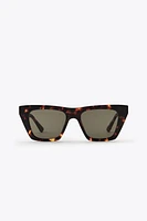 TORTOISESHELL CAT EYE SUNGLASSES
