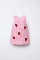ROBE EN MAILLE FRAISES AU CROCHET