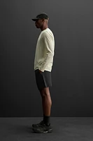 T-SHIRT PERFORÉ À MANCHES LONGUES