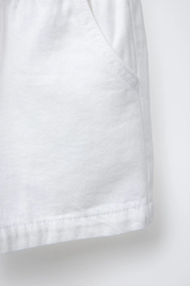 BERMUDA EN DENIM ÉLASTIQUE
