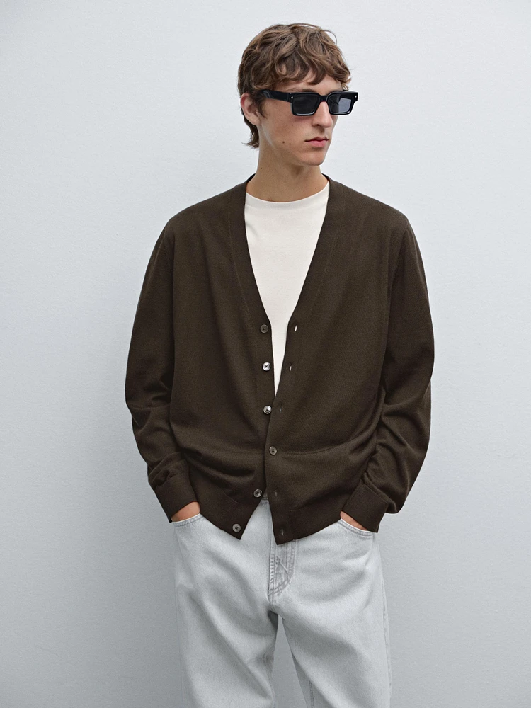 100% merino wool knit cardigan