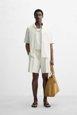 TEXTURED STRIPED SHORTS