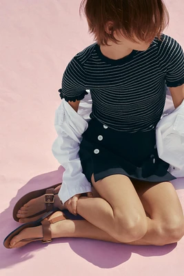 LOW HEELED SANDALS WITH BUCKLE