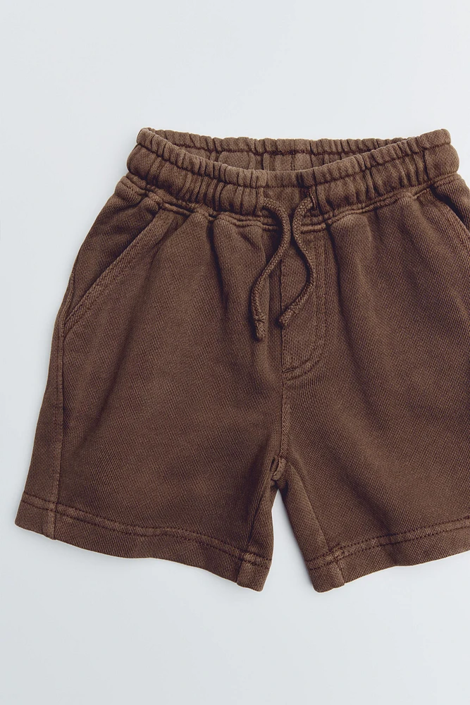 PLUSH LABEL SHORTS