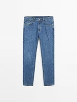 Slim fit jeans