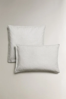 CHILDREN’S GINGHAM PILLOWCASE