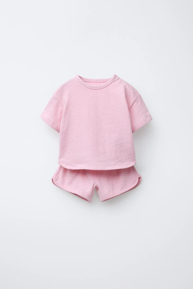 PLAIN T-SHIRT AND BERMUDA SET