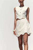 EMBROIDERED EYELET SKORT