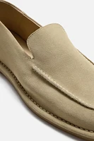 CASUAL LEATHER LOAFERS