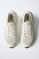 SNEAKERS WITH SOLE DETAIL