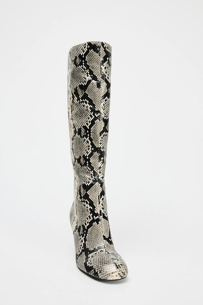 HEELED ANIMAL PRINT BOOTS