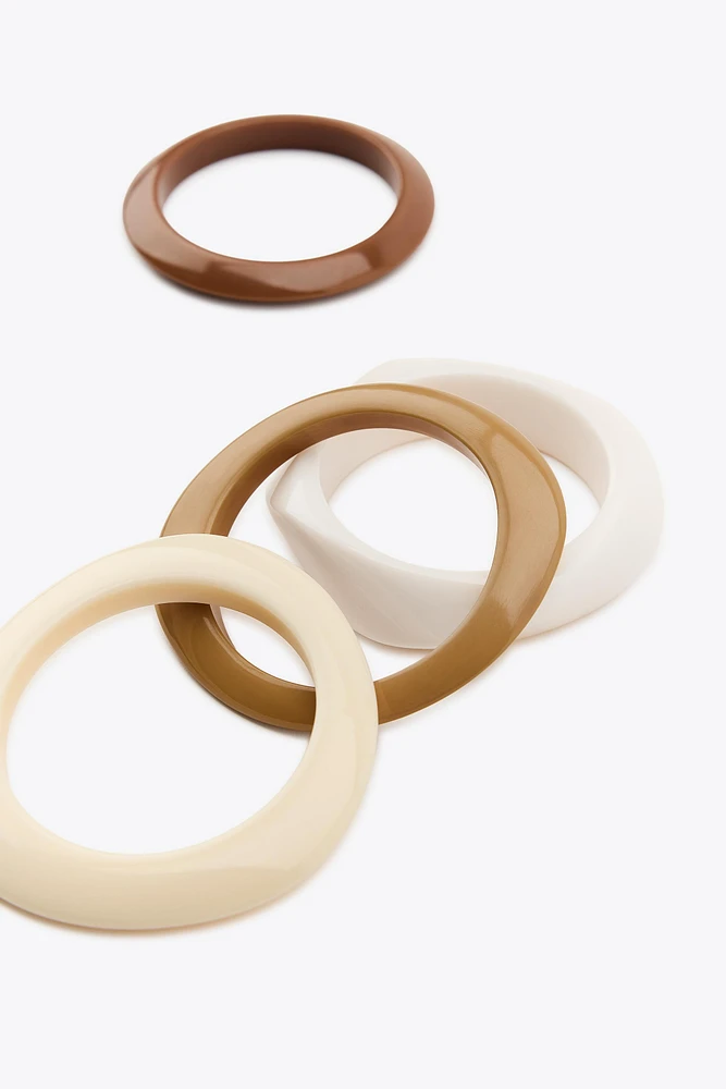 LOT DE 4 BRACELETS EN RÉSINE