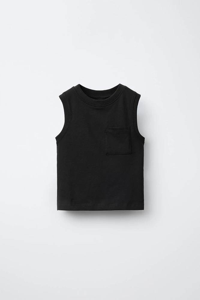 SLEEVELESS POCKET T-SHIRT