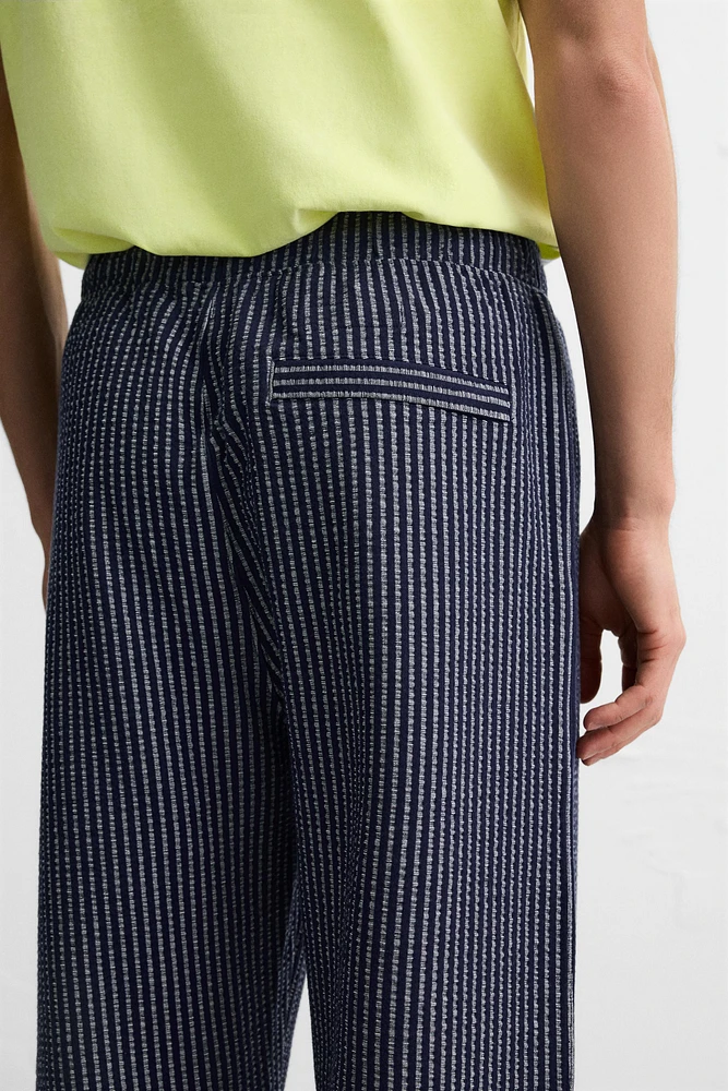 PANTALON RELAXED FIT SEERSUCKER