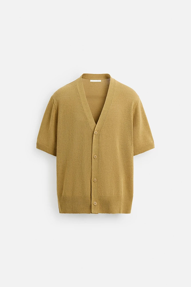 CARDIGAN MANCHES COURTES