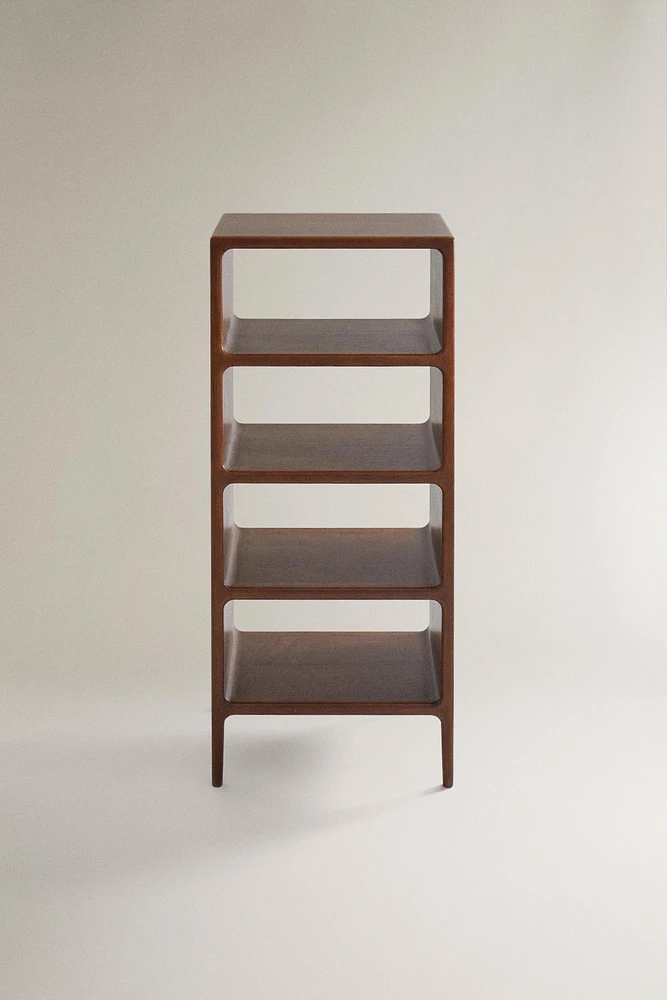 TALL SHELVING UNIT