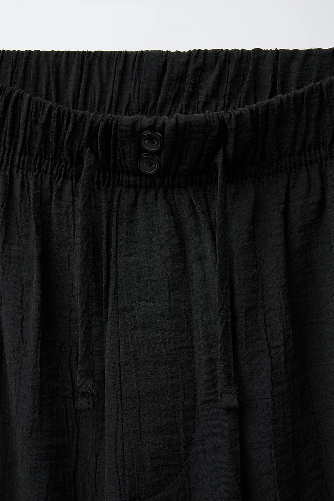 WRINKLED EFFECT PANTS