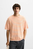 T-SHIRT EN MAILLE À TEXTURE RAYURES