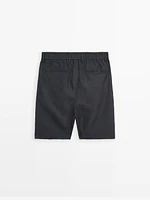 100% linen semi-jogger fit Bermuda shorts