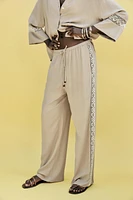 PANTALON LARGE BANDES LATÉRALES BRODÉES