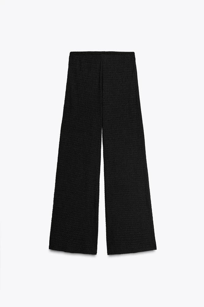 TEXTURED STRAIGHT LEG PANTS