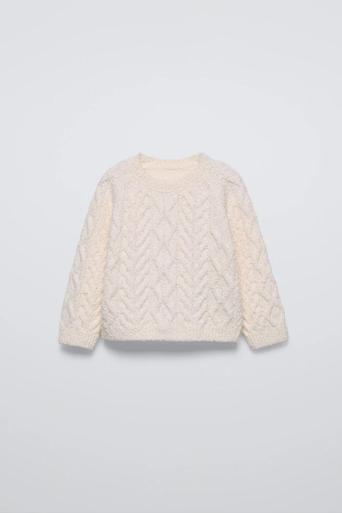 CABLE KNIT SWEATER