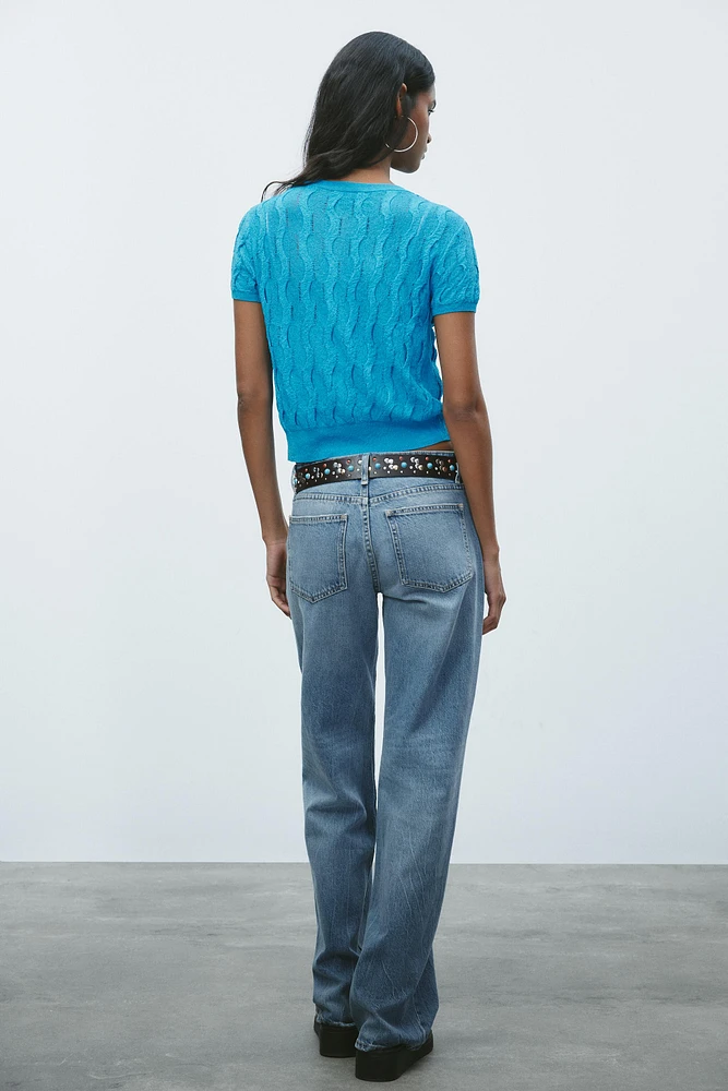 TOP TEXTURÉ EN MAILLE
