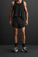 SHORT RUNNING SHORTS