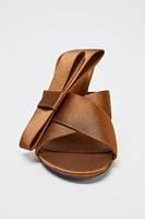 SANDALS WITH SIDE BOW