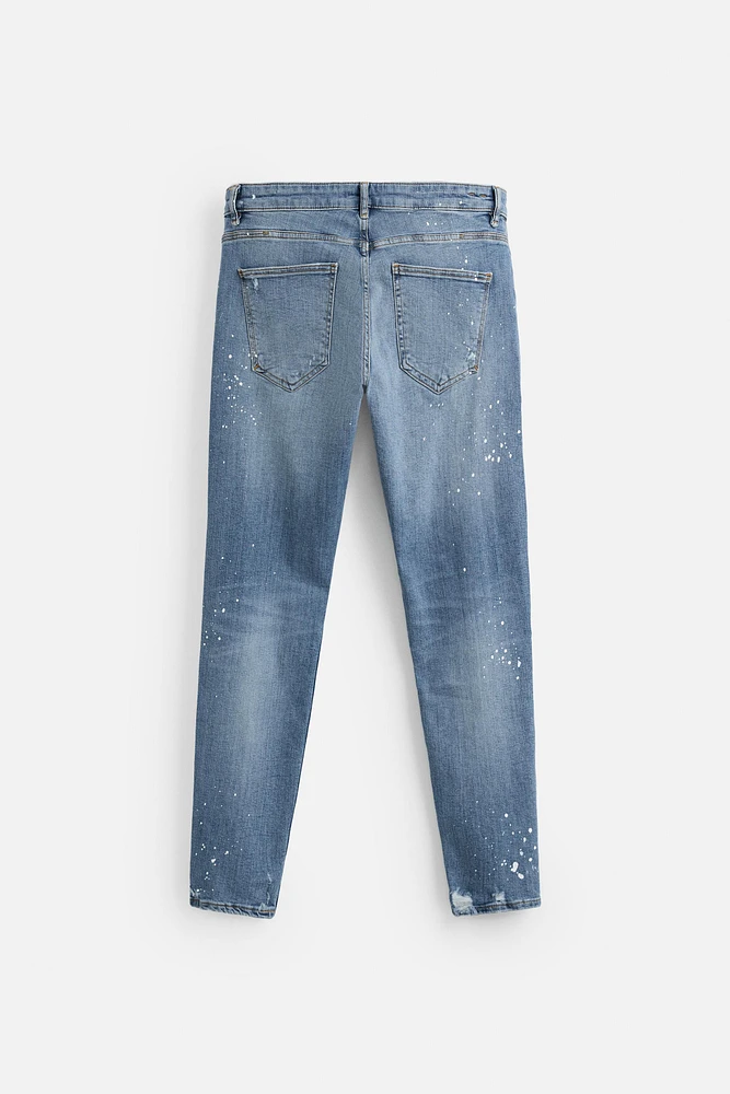 RIPPED SKINNY FIT JEANS