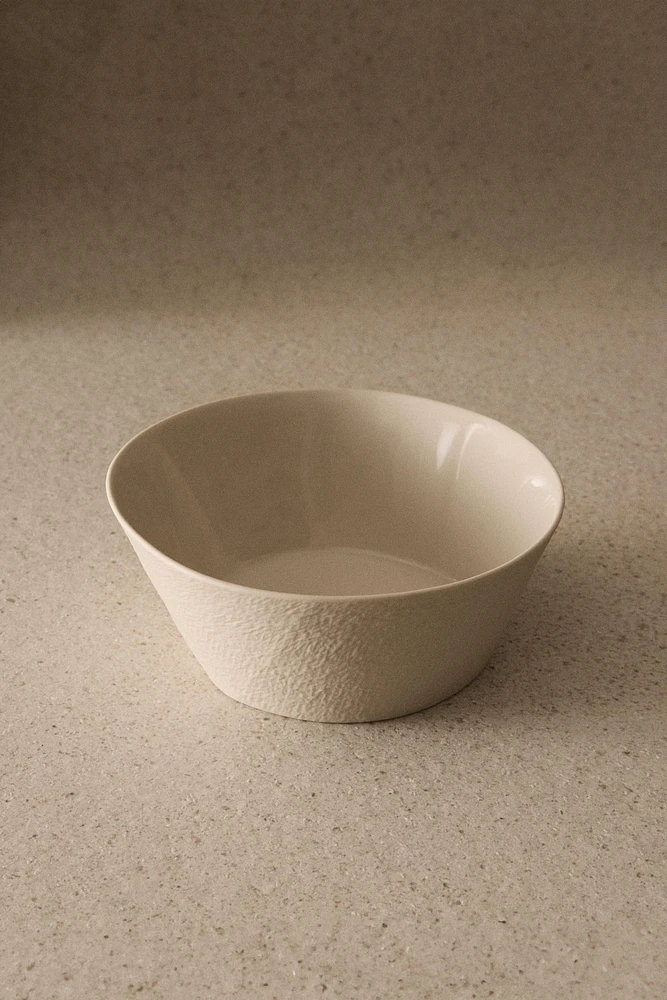 TEXTURED STONEWARE BOWL