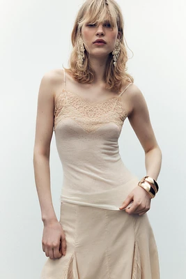 100% WOOL LACE TOP