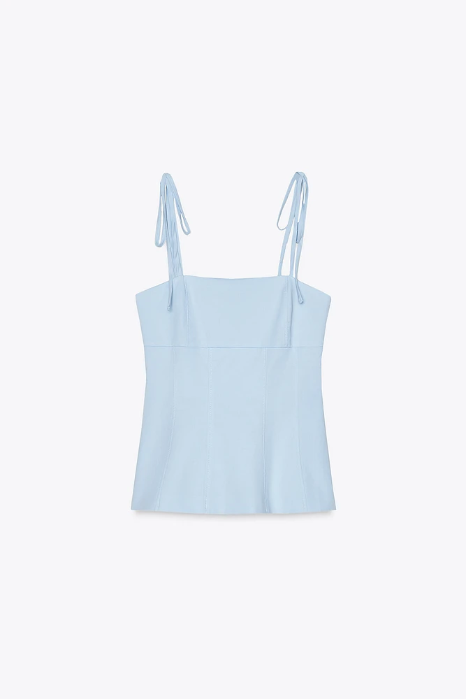 FITTED TIE TOP