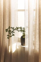 LOW OPACITY FINE CURTAIN