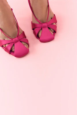 SATIN EFFECT HEELED SANDALS