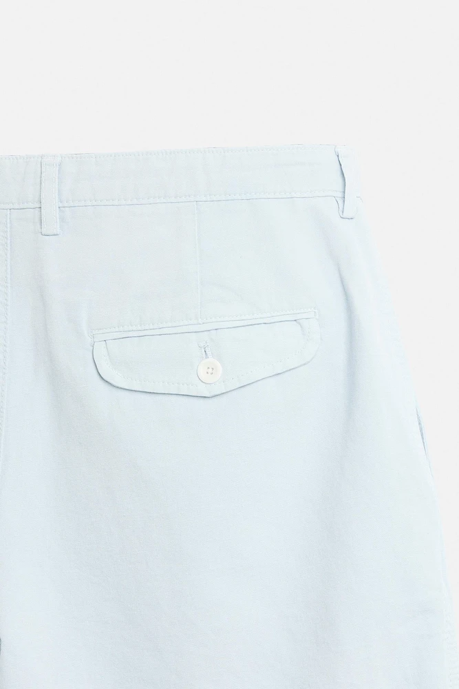 WASHED PLEATED SHORTS